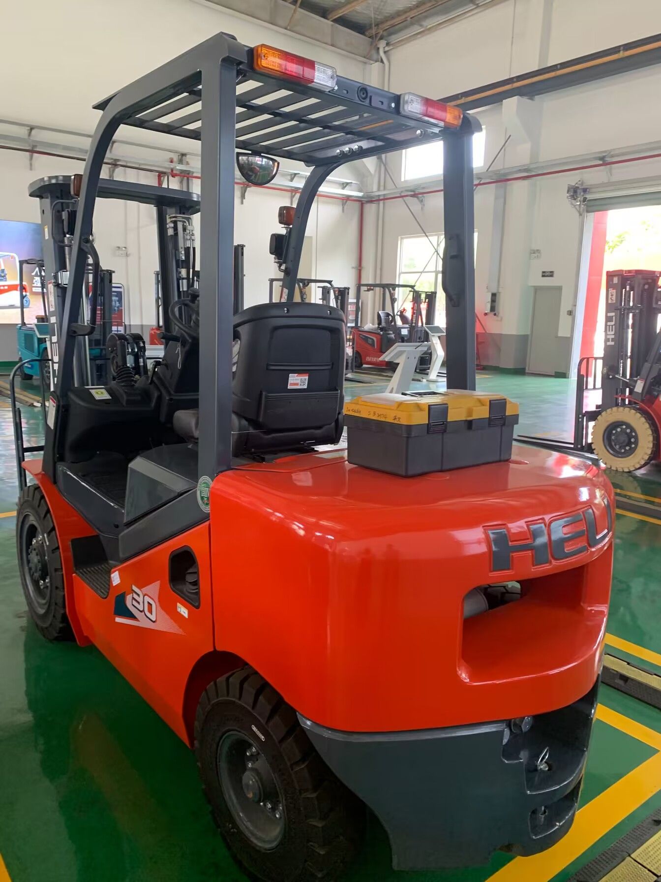 H3 Siri 3-3.5T Heli IC Forklift (2)